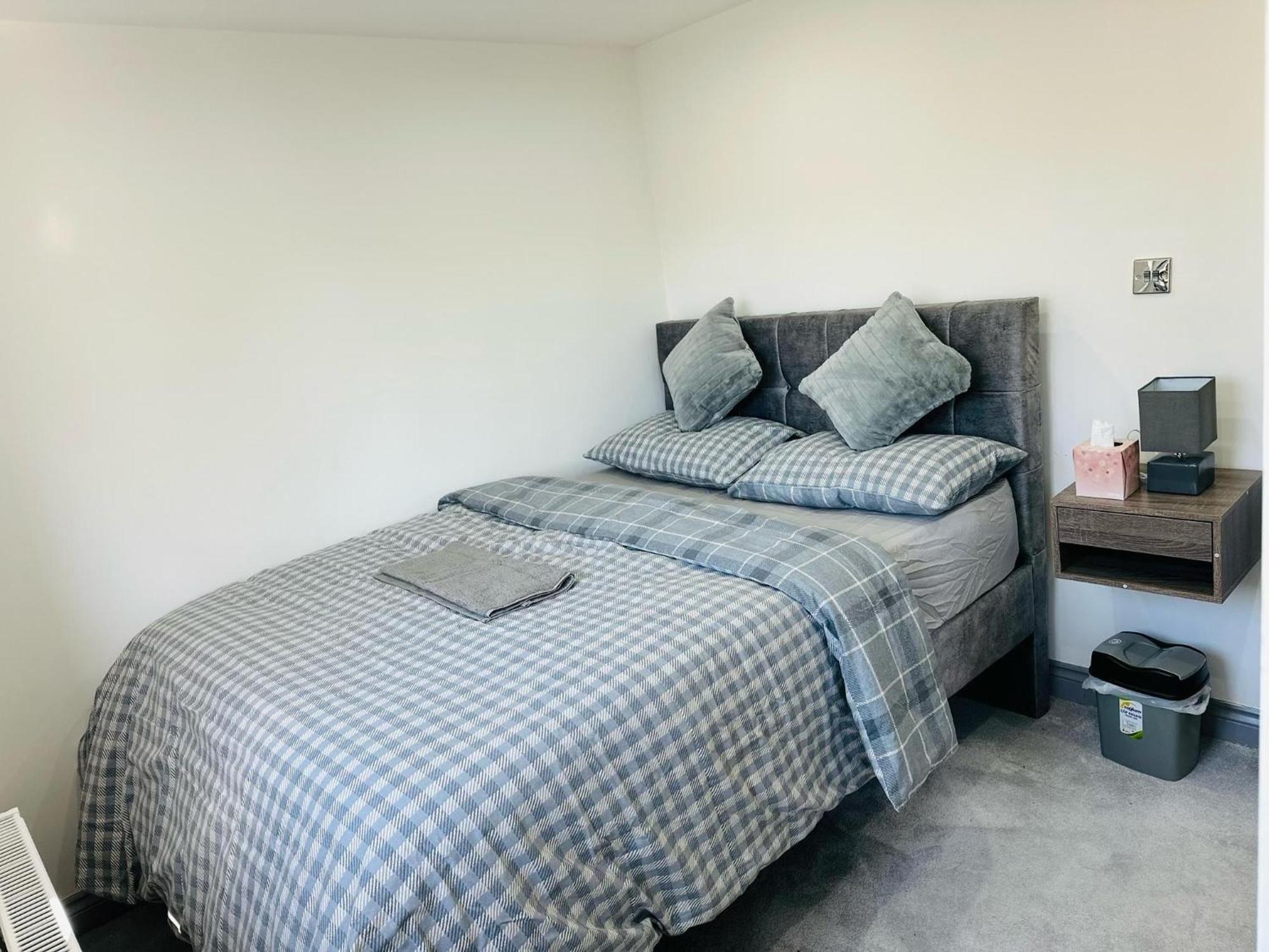 Perfect Stay Near Manchester Airport وايثن شاو الغرفة الصورة